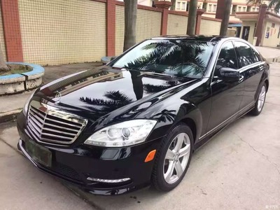 探究二手豪华车市场 以9.8成新黑色12款奔驰S550为例